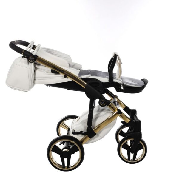 JUNAMA EXCLUSIVE 03